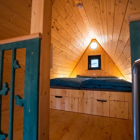 Taunus Tinyhouse Nyaraló